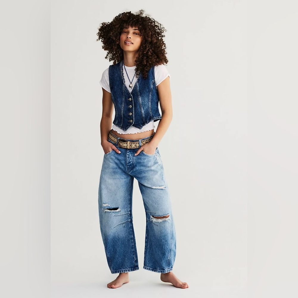 We The Free Good Luck Mid Rise Barrel Jeans, Barnyard Blue size 26